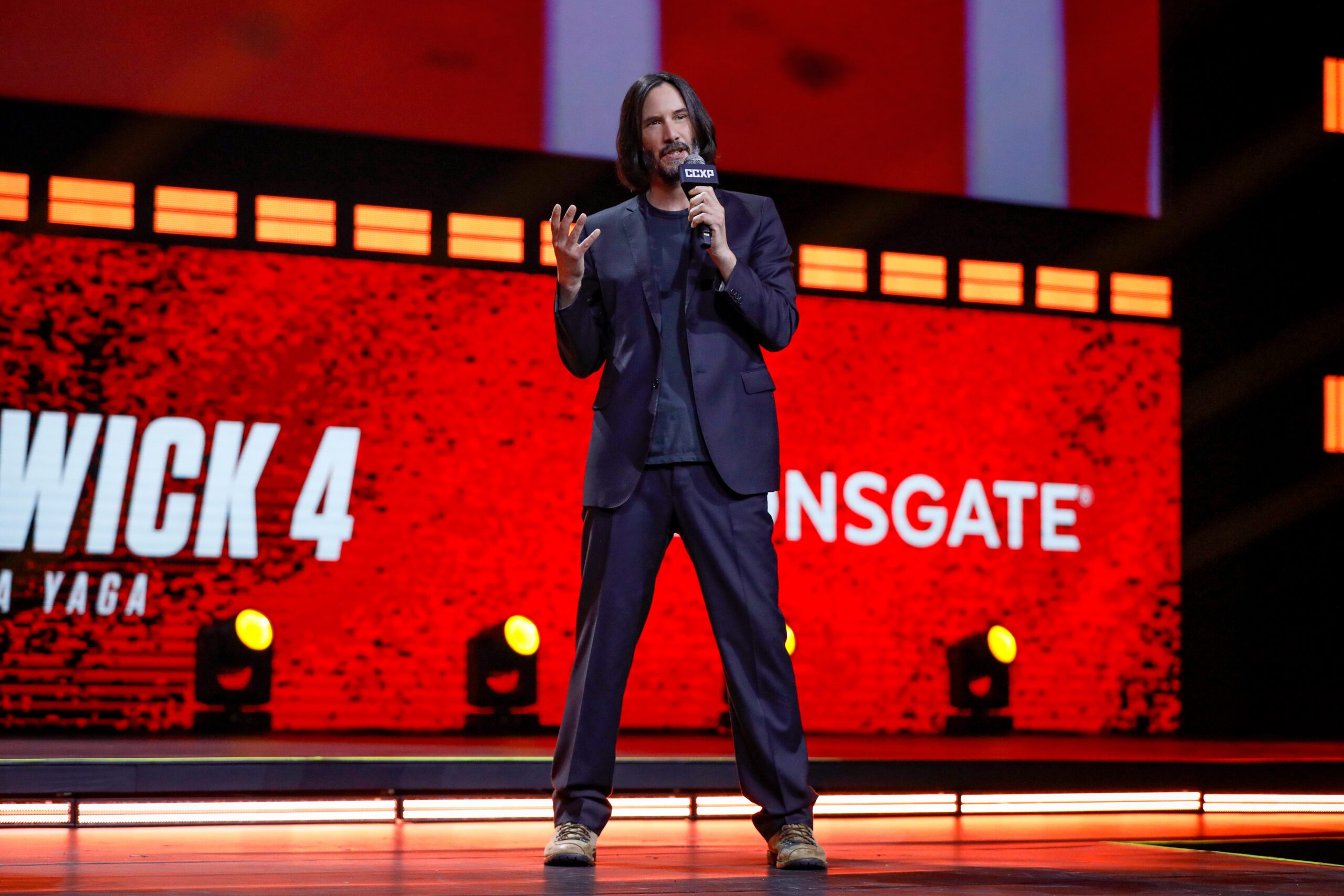 SAO PAULO, BRAZIL - DECEMBER 03: Keanu Reeves speaks during a panel of John Wick 4 at the Thunder Stage at Sao Paulo Expo on December 03, 2022 in Sao Paulo, Brazil. (Photo by Ricardo Moreira/Getty Images for Lionsgate)