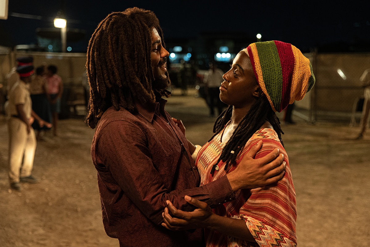 Kingsley Ben-Adir as “Bob Marley” and Lashana Lynch as “Rita Marley” in Bob Marley: One Love from Paramount Pictures.