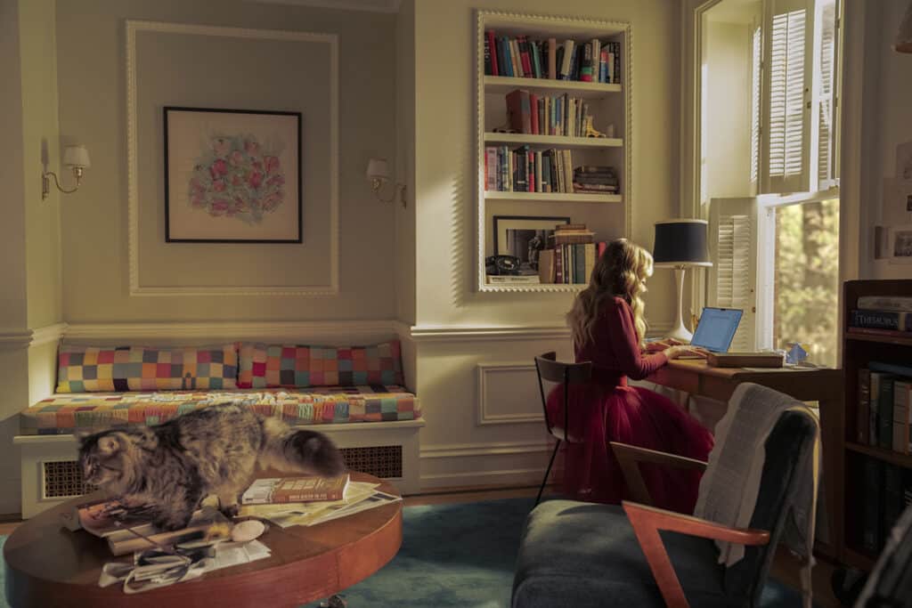 In the final moments of "And Just Like That...," Carrie Bradshaw sits down to write